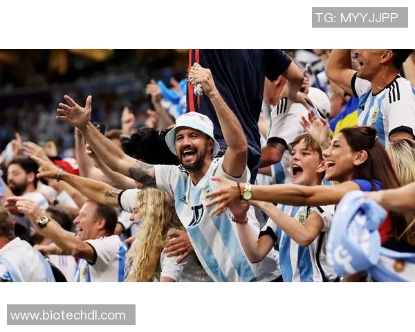 足球明星齐聚南京 打造世界级体育盛宴 引领城市体育新风潮 足球明星齐聚南京 打造世界级体育盛宴 引领城市体育新风潮