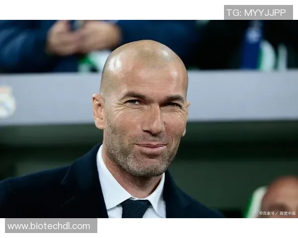 足球球星渐入暮年如何转型再就业保持职业生涯的价值与影响力 足球球星渐入暮年如何转型再就业保持职业生涯的价值与影响力